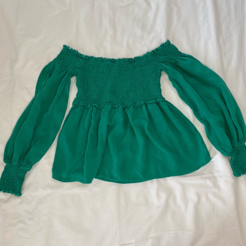 Off the shoulder Top - Picture 1 of 4
